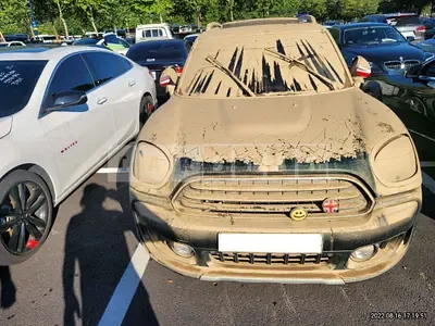 Photo 1 of 13: 2019 MINI Cooper Countryman, VIN WMWYU9109K3H02104 — Korean insurance auction