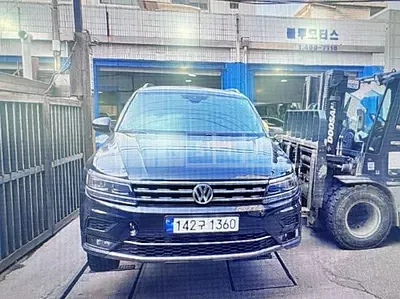 Photo 1 of 40: 2020 Volkswagen Tiguan 2.0 TDI 4MOTION — Korean insurance auction