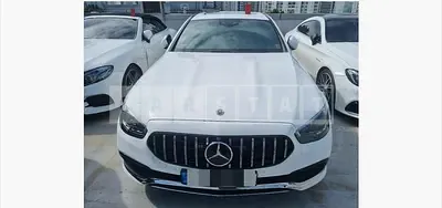 Photo 1 of 32: 2022 Mercedes-Benz E350 4Matic — Korean insurance auction