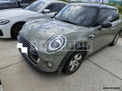 Photo 1 of 28: 2019 MINI Cooper — Korean insurance auction