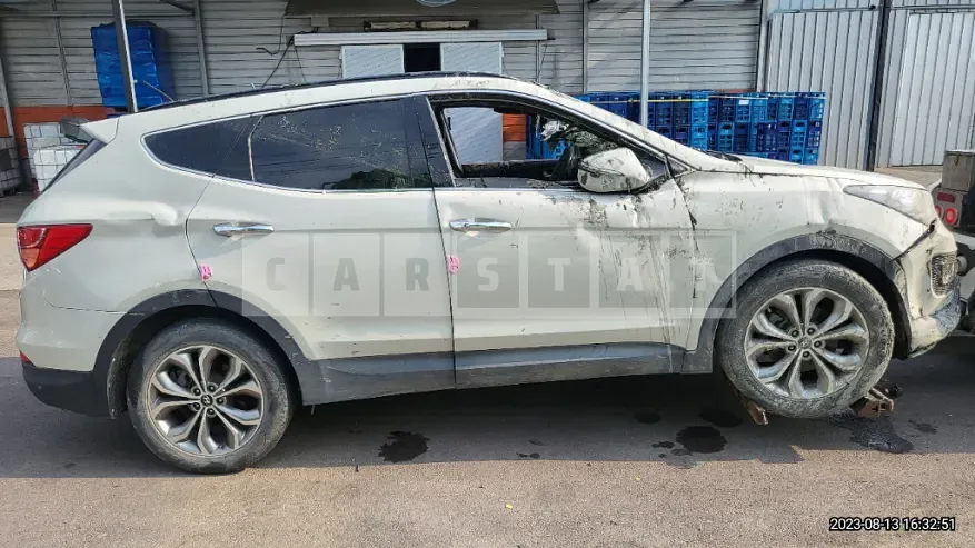 Photo 2 of 7: 2014 Hyundai Santa Fe DM 2.0 — Korean insurance auction