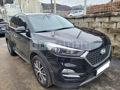 Photo 1 of 21: 2017 Hyundai Tucson, VIN KMHJ5815GHU396557 — Korean insurance auction