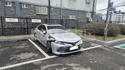 2017 TOYOTA CAMRY HYBRID