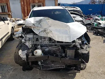 Photo 1 of 18: 2017 Hyundai Tucson, VIN KMHJ3815GHU447408 — Korean insurance auction