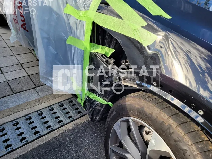 Photo 2 of 19: 2020 Audi e-tron 55 quattro, VIN WAUZZZGE6LB040012 — Korean insurance auction