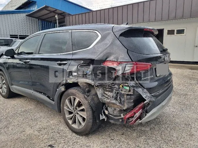 Photo 2 of 9: 2020 Hyundai Santa Fe TM 2.0, VIN KMHS281BBLU278842 — Korean insurance auction