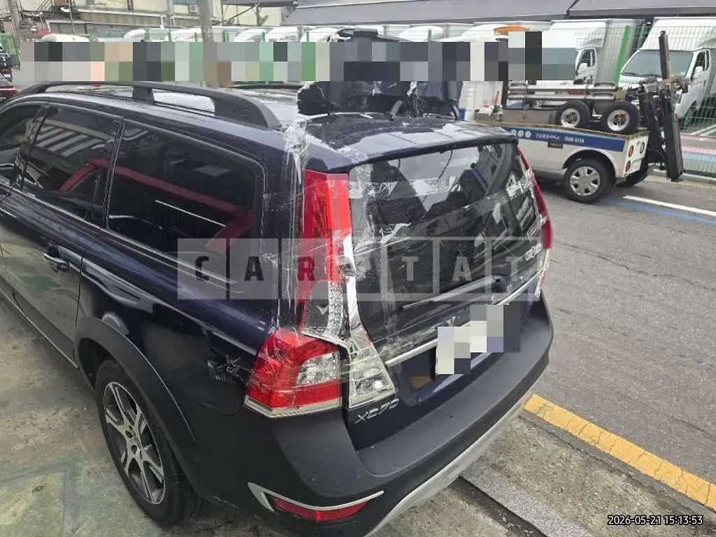 Photo 2 of 65: 2015 Volvo XC70D4 — Korean insurance auction