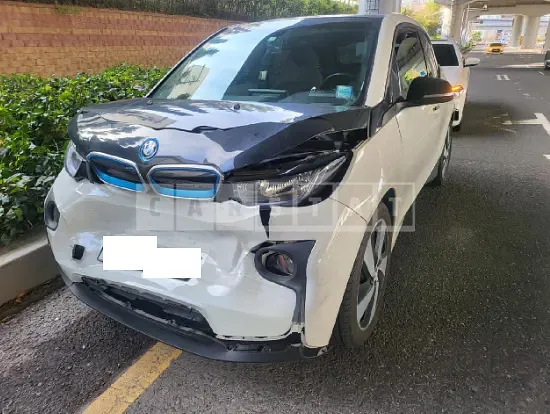 Photo 2 of 26: 2015 BMW i3, VIN WBY1Z2106FV307090 — Korean insurance auction