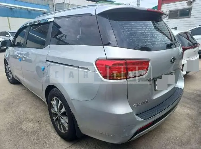 Photo 2 of 19: 2016 Kia Carnivals, VIN KNAMB81ABHS294856 — Korean insurance auction