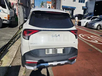 Photo 1 of 52: 2021 Kia Sportage Hybrid — Korean insurance auction