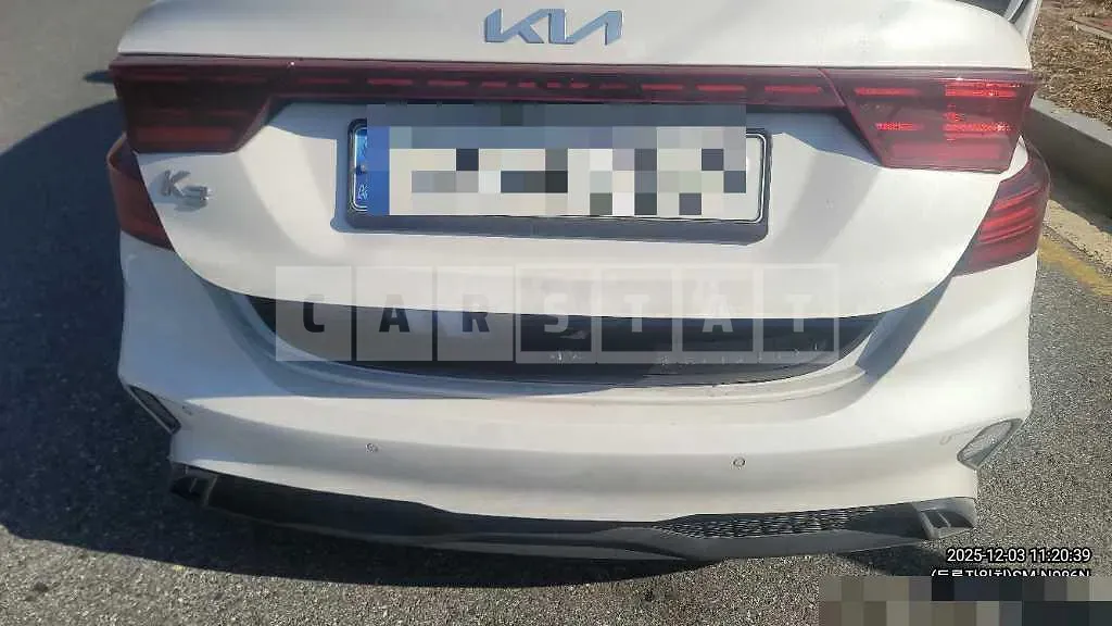 Photo 2 of 11: 2023 Kia Kz — Korean insurance auction