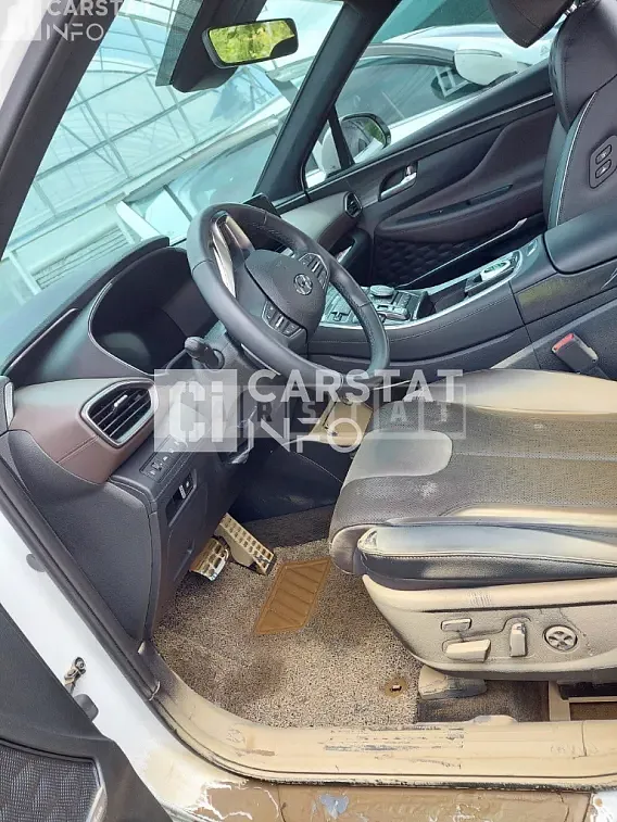 Photo 2 of 3: 2020 Hyundai Calm Santa Fe 2.2 — Korean insurance auction