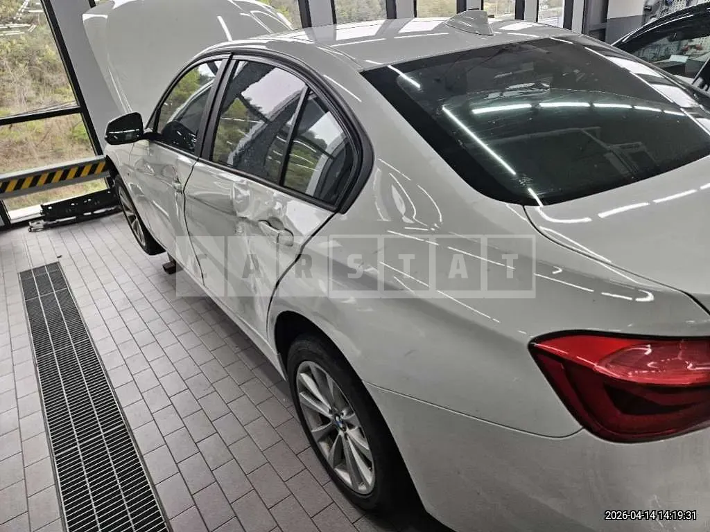 Photo 2 of 14: 2016 BMW 320d — Korean insurance auction