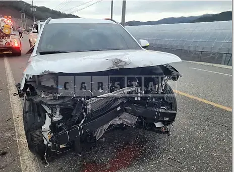 Photo 2 of 8: 2023 Hyundai Kona — Korean insurance auction
