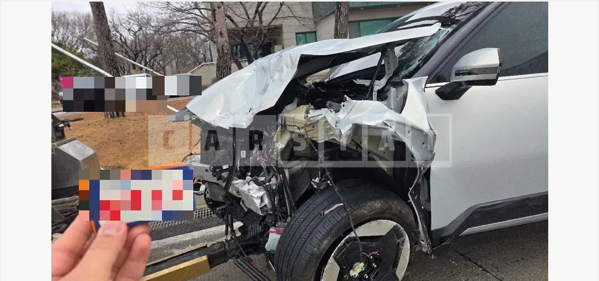 Photo 2 of 72: 2023 Kia EV9 Electric Car Earth 4WD — Korean insurance auction