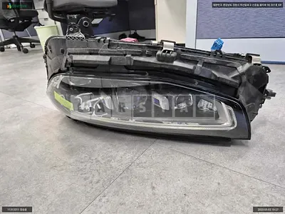 Photo 1 of 9: 2022 Mercedes-Benz Light S 500 4Matic Headlamp, VIN W1K6G6DB9NA159997 — Korean insurance auction