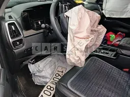 Photo 2 of 13: 2021 Kia Sorento, VIN KNARF81BGMA104673 — Korean insurance auction