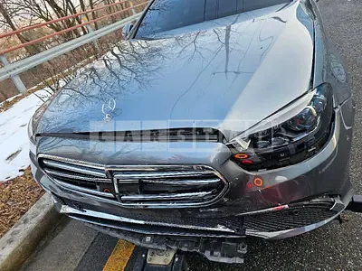 Photo 1 of 88: 2021 Mercedes-Benz E250, VIN W1KZF4FB3MA945715 — Korean insurance auction
