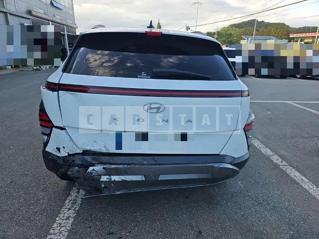 Photo 2 of 47: 2023 Hyundai Kona Hybrid — Korean insurance auction