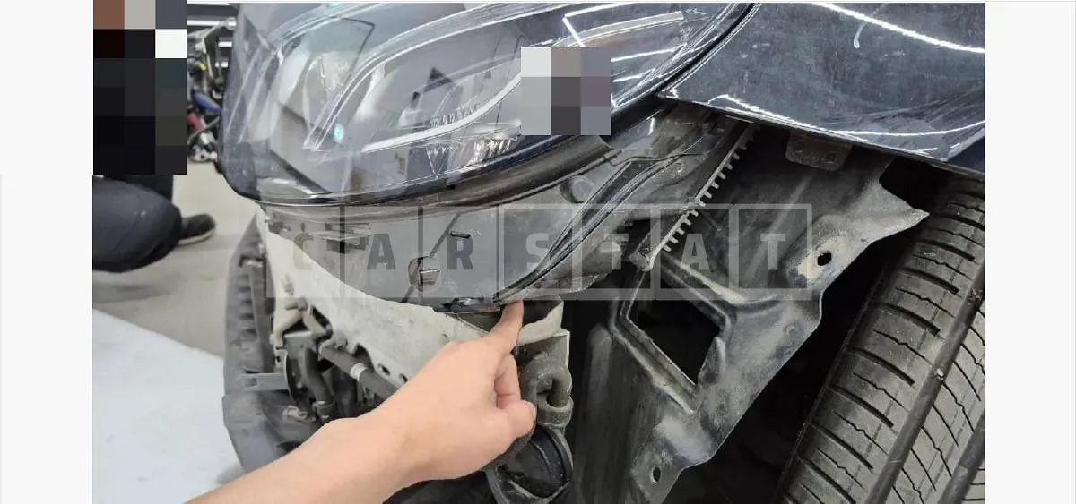 Photo 3 of 3: 2020 Mercedes-Benz (parts) E450 Headlamp — Korean insurance auction