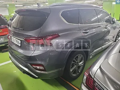 Photo 1 of 15: 2018 Hyundai Santa Fe, VIN KMHS581BBKU050109 — Korean insurance auction