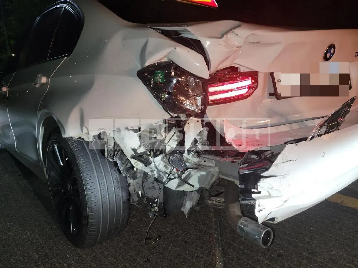 Photo 2 of 4: 2014 BMW 320d, VIN WBA3D3105FK275455 — Korean insurance auction