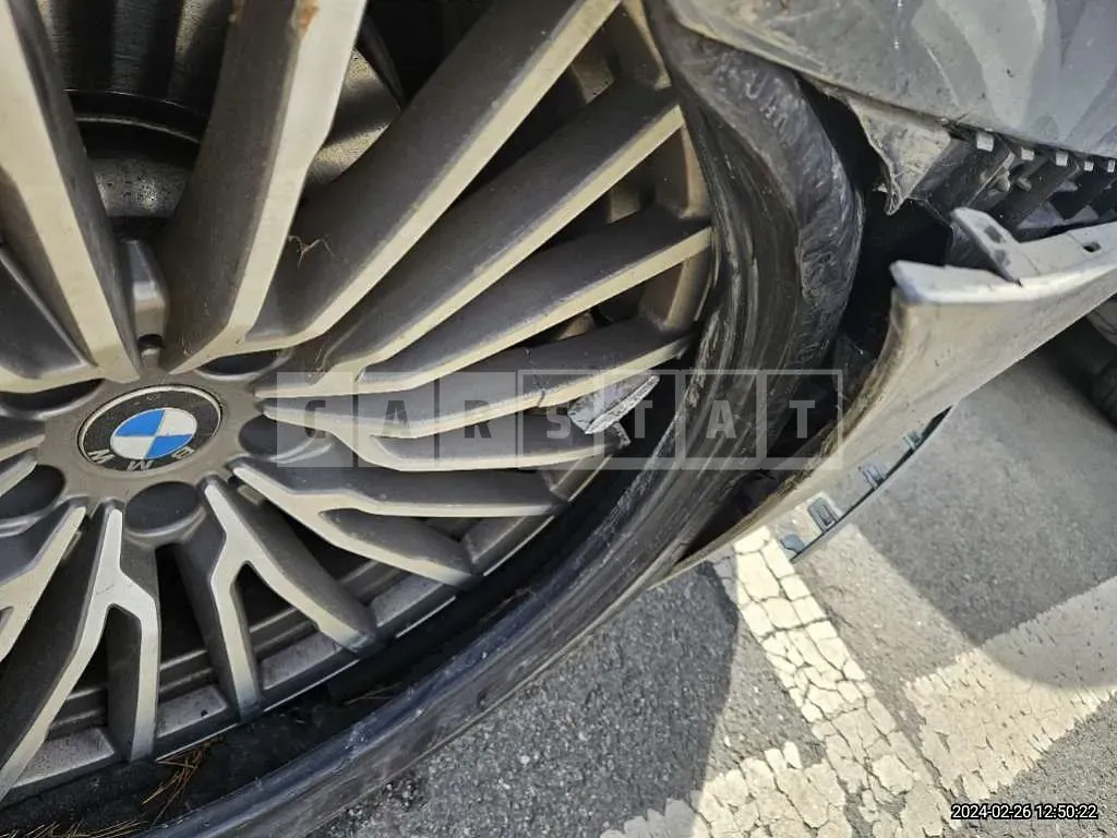 Photo 2 of 27: 2021 BMW 745LE iPerformance, VIN WBA7W2108MCF54284 — Korean insurance auction