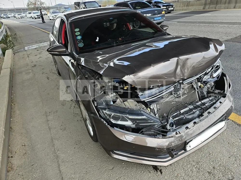 Photo 2 of 6: 2015 Volkswagen Jetta 2.0 TDI BMT, VIN WVWZZZ16ZFM015919 — Korean insurance auction