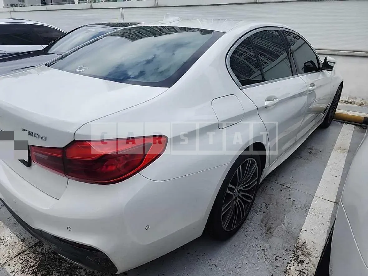 Photo 2 of 25: 2020 BMW 520d M Sport Package — Korean insurance auction
