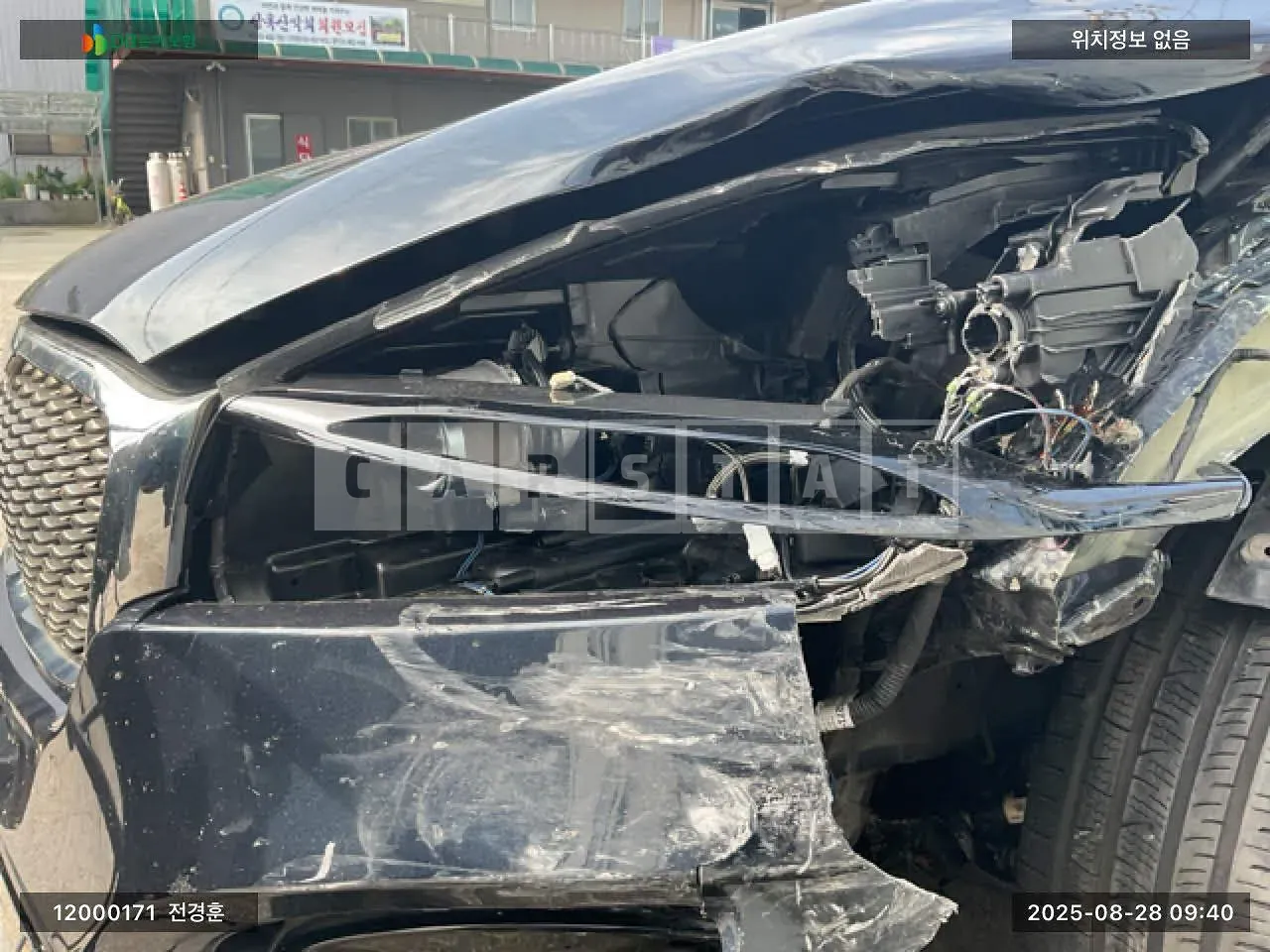 Photo 2 of 22: 2017 Kia Sorento, VIN KNAPK81ABHA354461 — Korean insurance auction