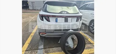 Photo 1 of 16: 2025 Hyundai Tucson Hybrid — Korean insurance auction