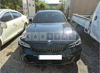 Photo 1 of 33: 2024 BMW 320i — Korean insurance auction