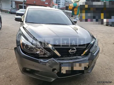Photo 1 of 17: 2017 Nissan Altima 2.5 — Korean insurance auction