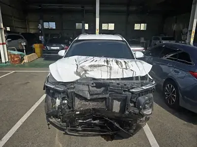 Photo 1 of 34: 2019 Hyundai Santa Fe — Korean insurance auction
