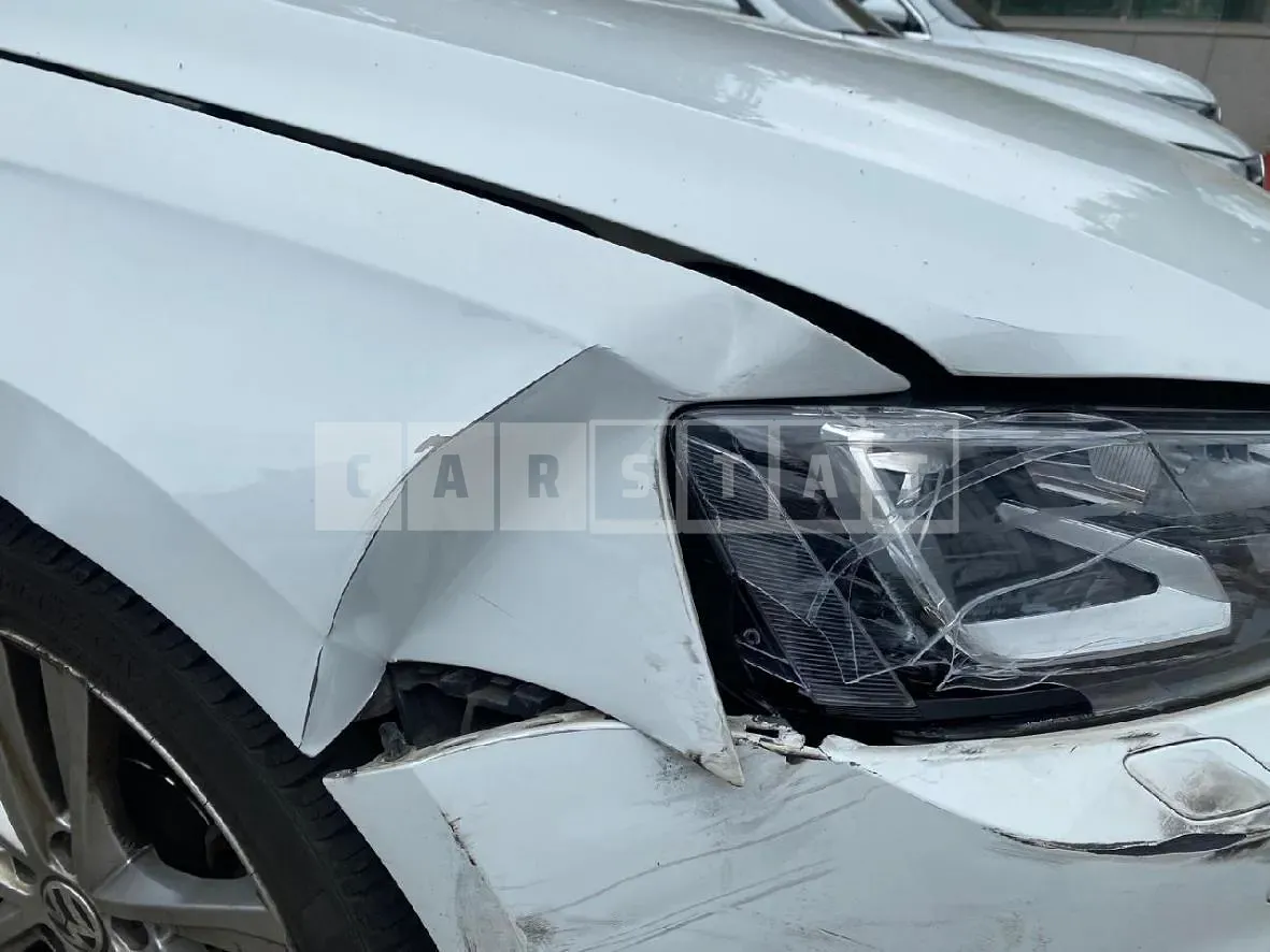 Photo 2 of 14: 2015 Volkswagen Jetta 2.0 TDI BMT Premium — Korean insurance auction