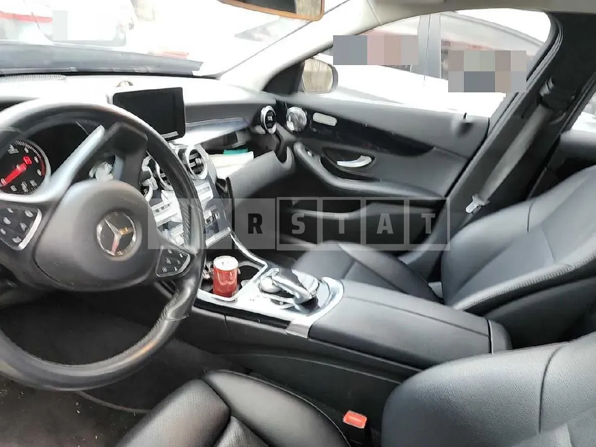 Photo 2 of 29: 2016 Mercedes-Benz C200 d, VIN WDDWF3HB0GF262209 — Korean insurance auction