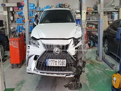 2025 Toyota LEXUS ES300h