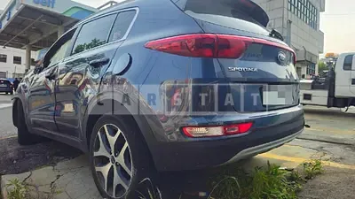 Photo 1 of 10: 2017 Kia Sportage — Korean insurance auction