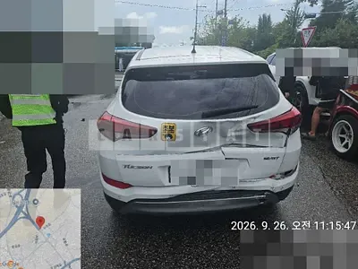 Photo 1 of 7: 2017 Hyundai Tucson TL — Korean insurance auction