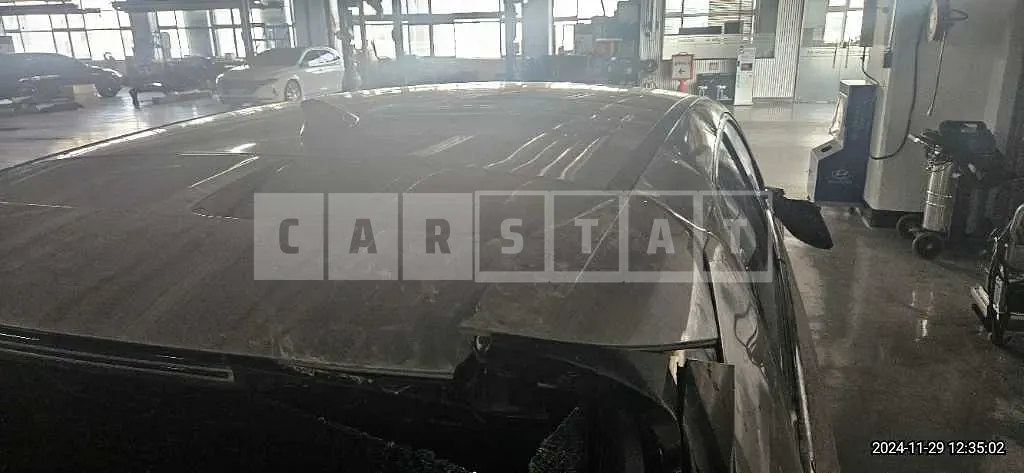 Photo 2 of 13: 2022 Hyundai Modern Ionic 5 — Korean insurance auction