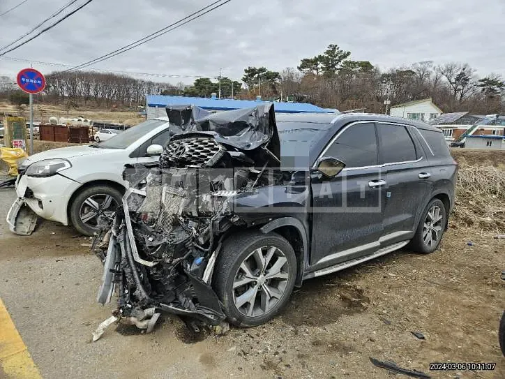 Photo 2 of 14: 2020 Hyundai Palisade 2.2 — Korean insurance auction
