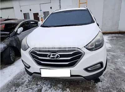 Photo 1 of 37: 2015 Hyundai Tucson, VIN KMHJT81VBFU988988 — Korean insurance auction
