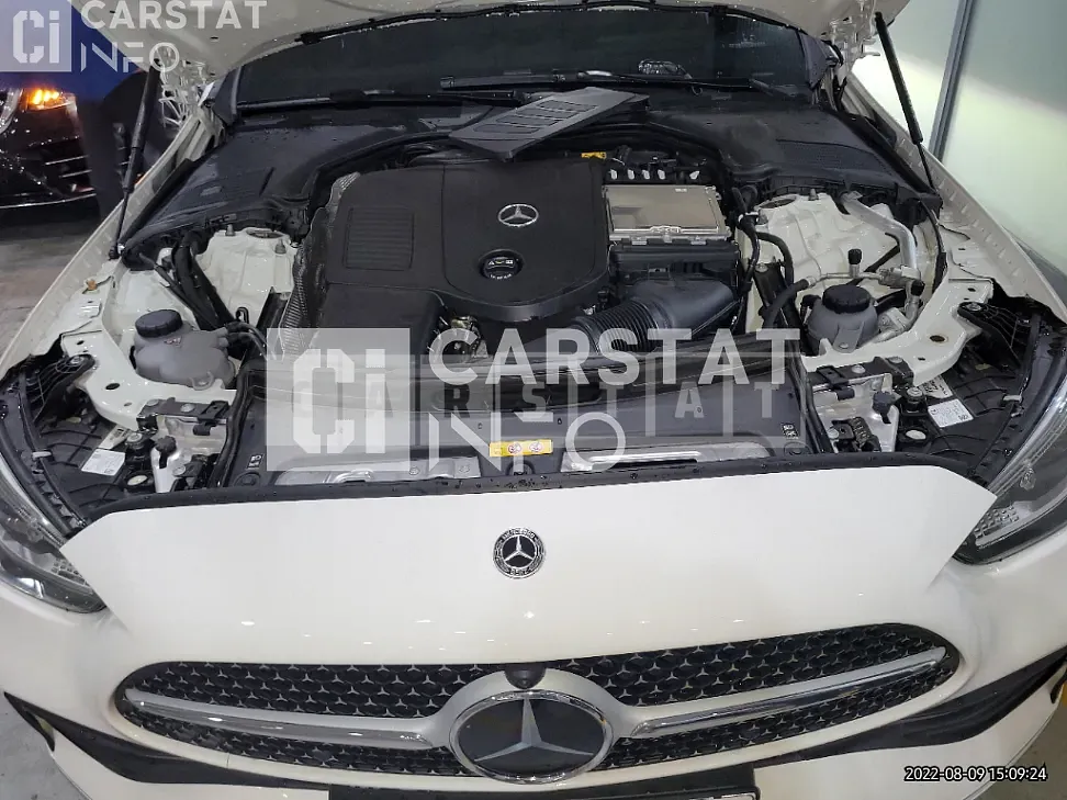 Photo 2 of 20: 2022 Mercedes-Benz C 300, VIN W1KAF4GB8NF048163 — Korean insurance auction