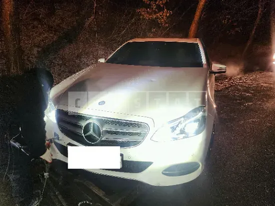 Photo 2 of 30: 2016 Mercedes-Benz E250 BlueTec 4Matic — Korean insurance auction