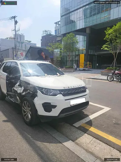 Photo 1 of 16: 2017 Land Rover Discovery Sport 2.0d, VIN SALCA2BN1HH691369 — Korean insurance auction
