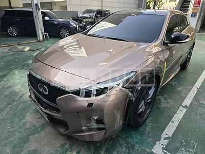 Photo 1 of 32: 2017 Infiniti Nissan Q30, VIN SJKCH53E0HA043329 — Korean insurance auction