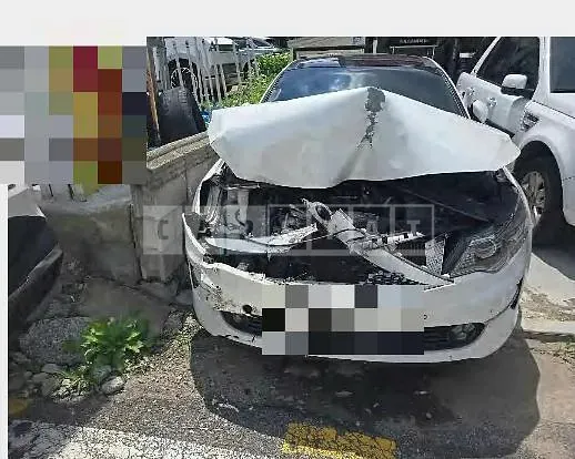 Photo 2 of 7: 2015 Kia K5 — Korean insurance auction