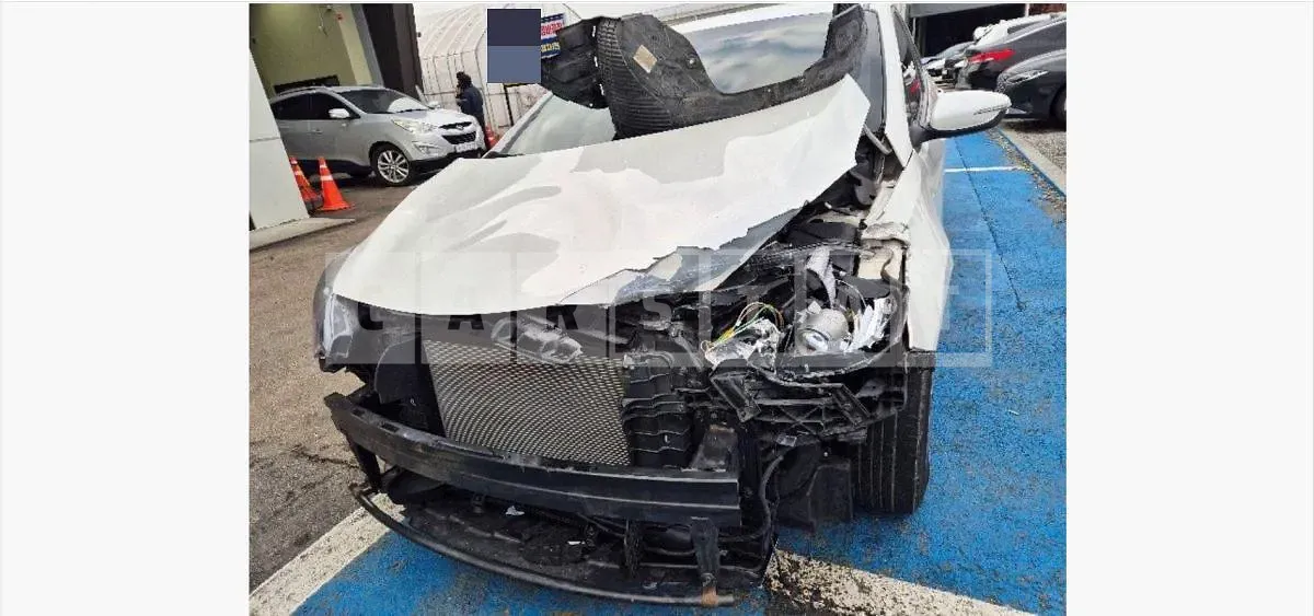 Photo 2 of 10: 2015 Kia Kz 1.SH — Korean insurance auction