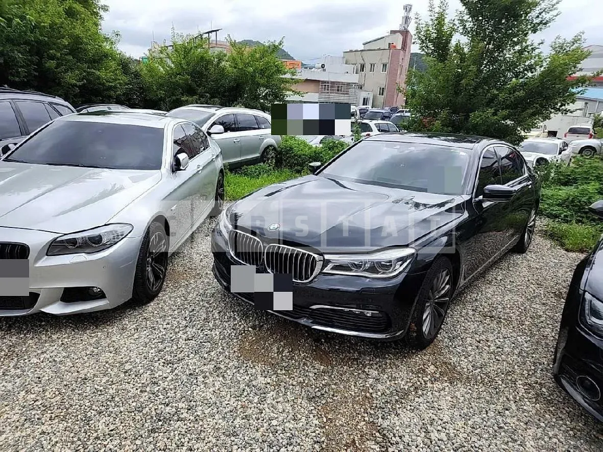 Photo 2 of 11: 2015 BMW 730Ld xDrive — Korean insurance auction