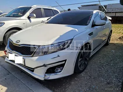 Photo 1 of 9: 2015 Kia K5, VIN KNAGM419BFA611596 — Korean insurance auction